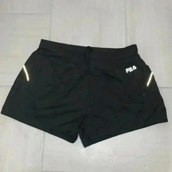 Vintage Fila Sport athletic Women’s black shorts size M - Picture 3 of 9